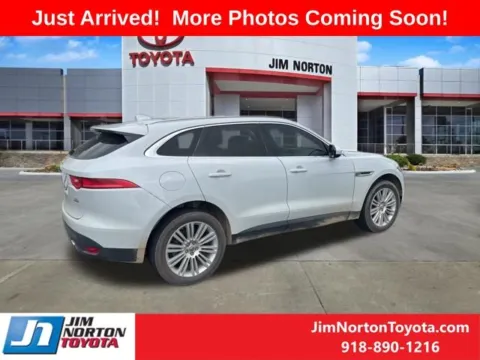 More photos of 2018 Jaguar F-PACE 35t at Jim Norton Toyota, OK