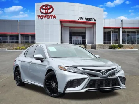 Silver 2021 Toyota Camry XSE for sale in Tulsa, OK