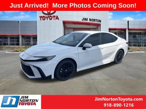 Photos of 2025 Toyota Camry SE for sale in Tulsa, OK at Jim Norton Toyota