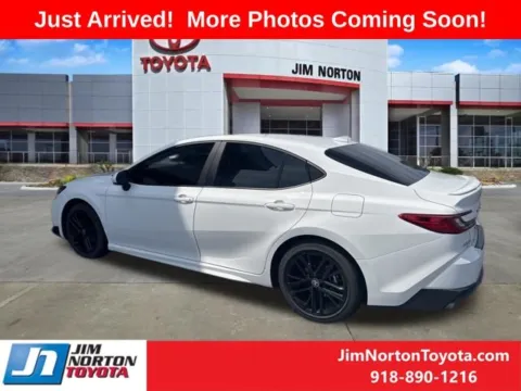 Another view of 2025 Toyota Camry SE for sale in Tulsa, OK at Jim Norton Toyota