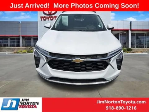Photos of 2025 Chevrolet Trax LT for sale in Tulsa, OK at Jim Norton Toyota