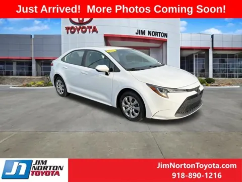 White 2022 Toyota Corolla LE for sale in Tulsa, OK