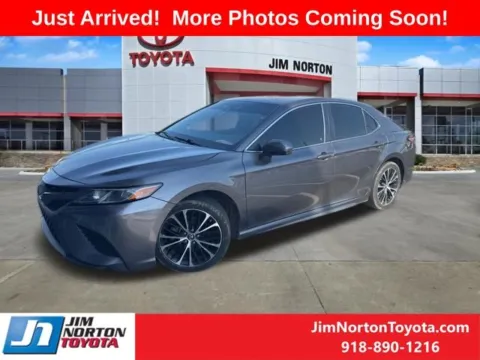 Photos of 2019 Toyota Camry SE for sale in Tulsa, OK at Jim Norton Toyota