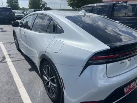 More photos of 2024 Toyota Prius XLE at Jim Norton Toyota, OK