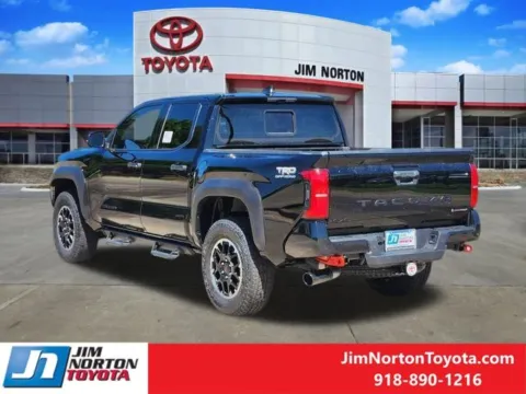 More photos of 2025 Toyota Tacoma Hybrid TRD Off Road at Jim Norton Toyota, OK