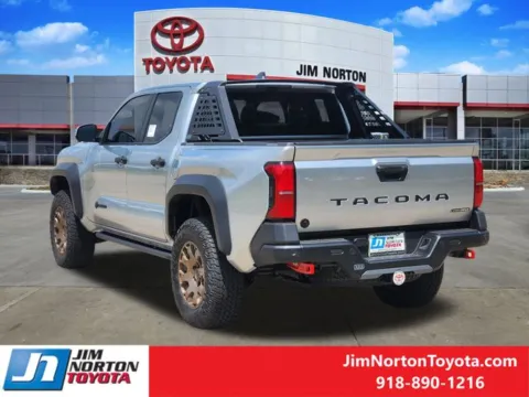 More photos of 2025 Toyota Tacoma Hybrid Trailhunter at Jim Norton Toyota, OK
