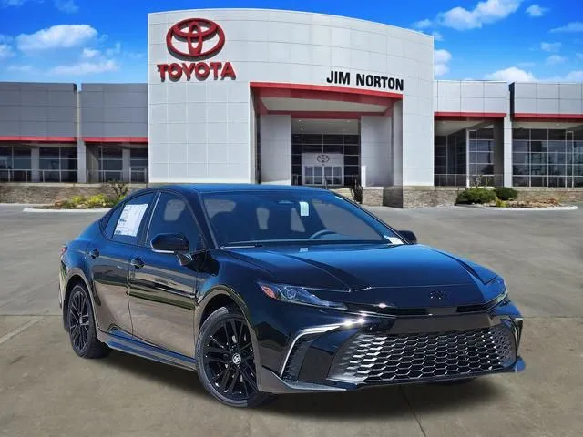 Black 2025 Toyota Camry SE for sale in Tulsa, OK