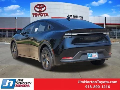 More photos of 2025 Toyota Prius Plug-in SE at Jim Norton Toyota, OK