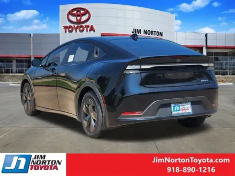 More photos of 2025 Toyota Prius Plug-in SE at Jim Norton Toyota, OK