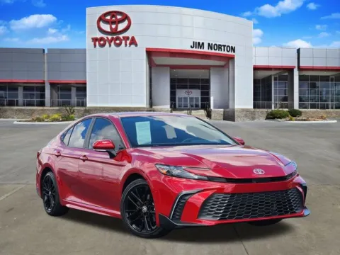 Red 2025 Toyota Camry SE for sale in Tulsa, OK