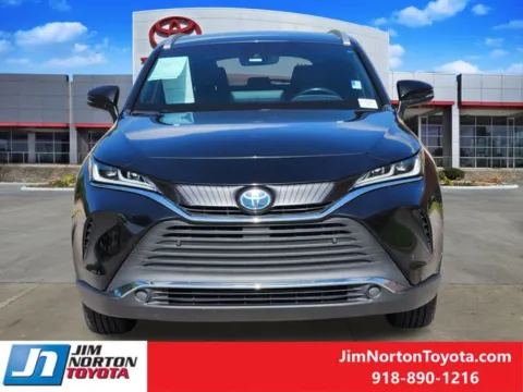 Photos of 2021 Toyota Venza XLE for sale in Tulsa, OK at Jim Norton Toyota