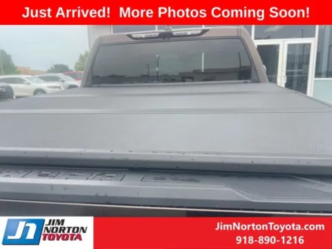 More photos of 2023 Toyota Tundra Hybrid 1794 Edition at Jim Norton Toyota, OK