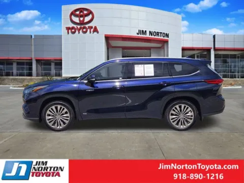 More photos of 2021 Toyota Highlander Hybrid Platinum at Jim Norton Toyota, OK