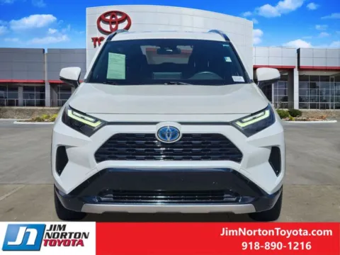 Photos of 2022 Toyota RAV4 Hybrid SE for sale in Tulsa, OK at Jim Norton Toyota