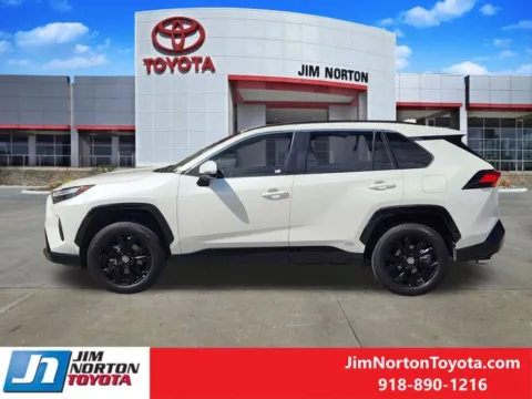 More photos of 2022 Toyota RAV4 Hybrid SE at Jim Norton Toyota, OK