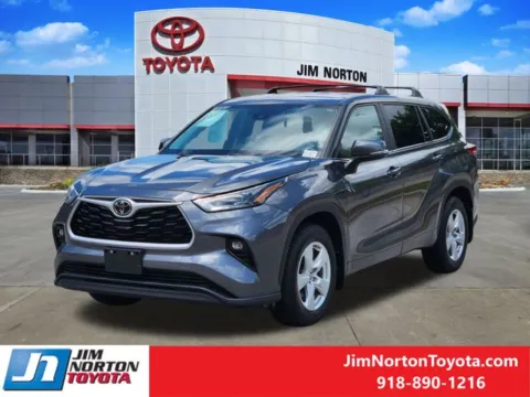 Another view of 2023 Toyota Highlander LE for sale in Tulsa, OK at Jim Norton Toyota