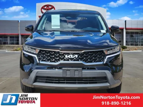 Photos of 2022 Kia Sorento LX for sale in Tulsa, OK at Jim Norton Toyota