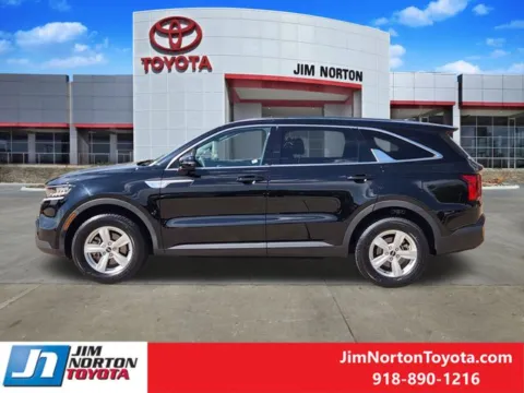 More photos of 2022 Kia Sorento LX at Jim Norton Toyota, OK