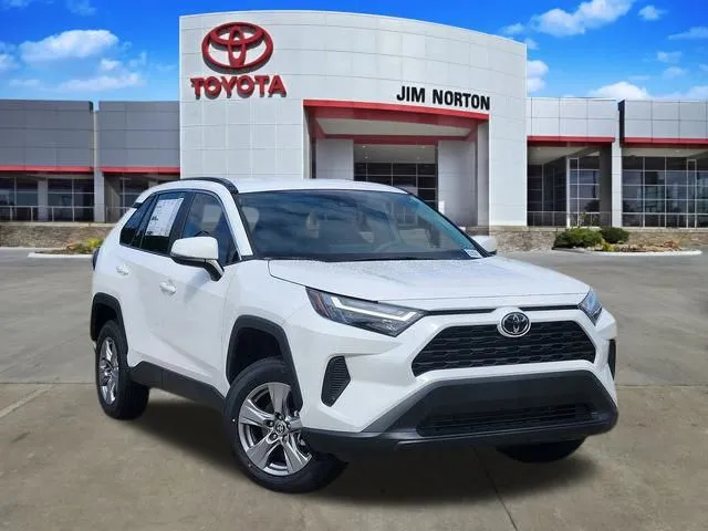 White 2025 Toyota RAV4 XLE for sale in Tulsa, OK