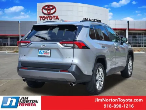 More photos of 2021 Toyota RAV4 Limited at Jim Norton Toyota, OK