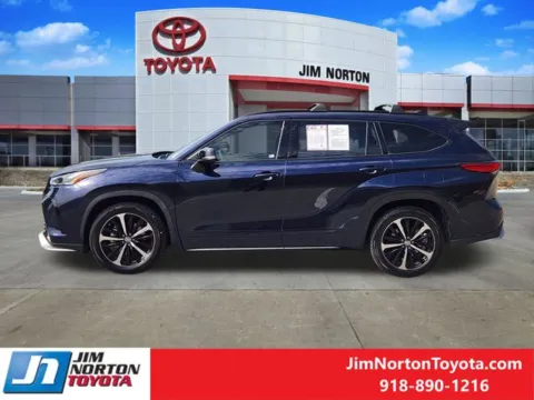 More photos of 2021 Toyota Highlander XSE at Jim Norton Toyota, OK