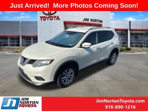 Photos of 2016 Nissan Rogue SV for sale in Tulsa, OK at Jim Norton Toyota
