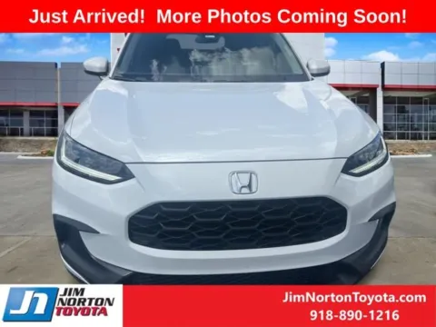 More photos of 2023 Honda HR-V LX at Jim Norton Toyota, OK