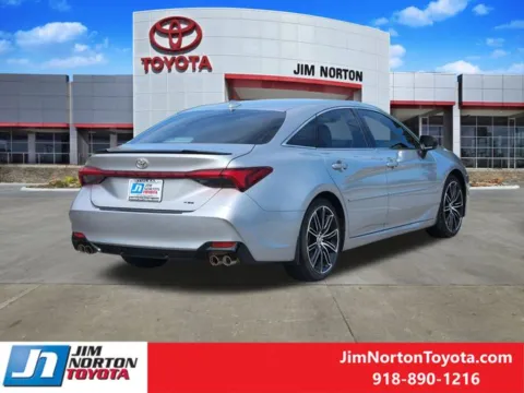 More photos of 2020 Toyota Avalon XSE at Jim Norton Toyota, OK