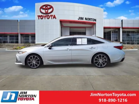 More photos of 2020 Toyota Avalon XSE at Jim Norton Toyota, OK