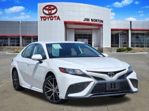 White 2023 Toyota Camry SE for sale in Tulsa, OK