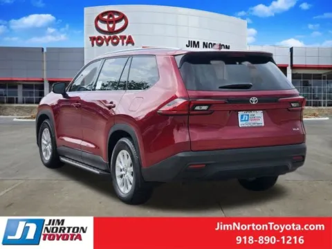 More photos of 2025 Toyota Grand Highlander XLE at Jim Norton Toyota, OK