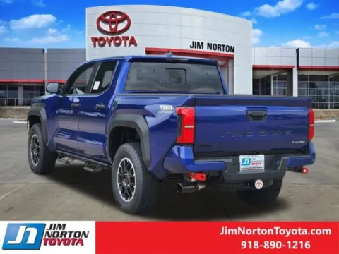 More photos of 2025 Toyota Tacoma Hybrid TRD Off Road at Jim Norton Toyota, OK