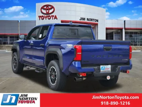 More photos of 2025 Toyota Tacoma Hybrid TRD Off Road at Jim Norton Toyota, OK