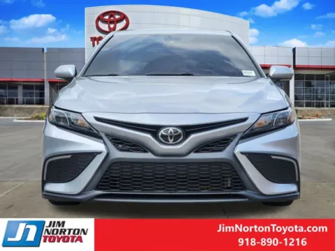 Photos of 2022 Toyota Camry SE for sale in Tulsa, OK at Jim Norton Toyota