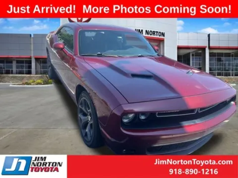 Red 2018 Dodge Challenger SXT for sale in Tulsa, OK