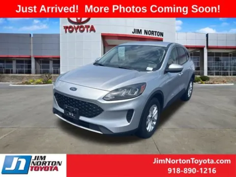 Photos of 2020 Ford Escape SE for sale in Tulsa, OK at Jim Norton Toyota