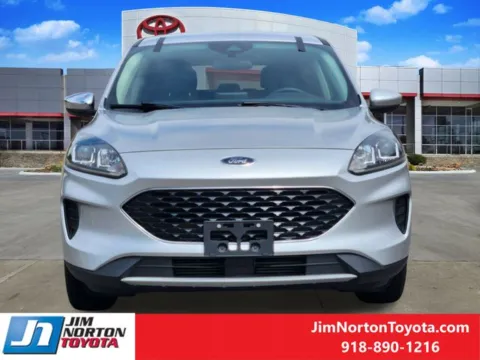 Photos of 2020 Ford Escape SE for sale in Tulsa, OK at Jim Norton Toyota