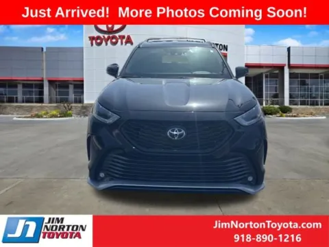 Photos of 2024 Toyota Highlander LE for sale in Tulsa, OK at Jim Norton Toyota