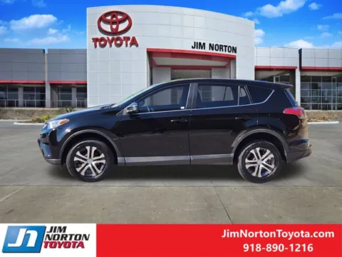 More photos of 2018 Toyota RAV4 LE at Jim Norton Toyota, OK