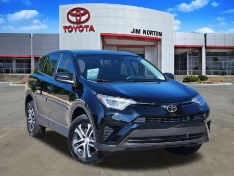 Black 2018 Toyota RAV4 LE for sale in Tulsa, OK