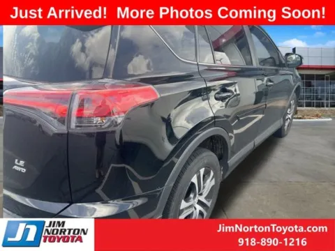 More photos of 2018 Toyota RAV4 LE at Jim Norton Toyota, OK