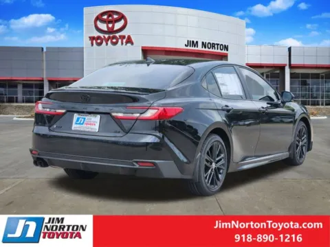 Another view of 2025 Toyota Camry SE for sale in Tulsa, OK at Jim Norton Toyota