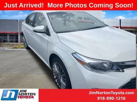 White 2018 Toyota Avalon Limited for sale in Tulsa, OK