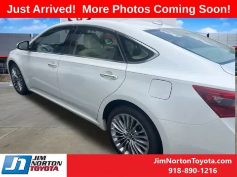 More photos of 2018 Toyota Avalon Limited at Jim Norton Toyota, OK