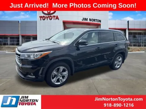 Photos of 2014 Toyota Highlander Limited Platinum V6 for sale in Tulsa, OK at Jim Norton Toyota
