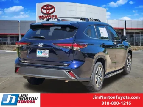 Another view of 2025 Toyota Highlander XLE for sale in Tulsa, OK at Jim Norton Toyota