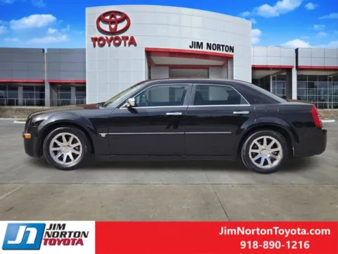 More photos of 2006 Chrysler 300C at Jim Norton Toyota, OK