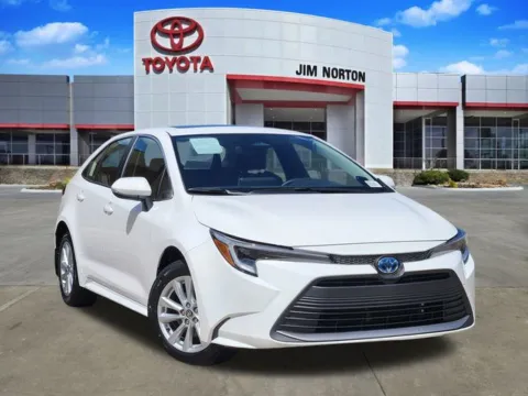 White 2024 Toyota Corolla Hybrid XLE for sale in Tulsa, OK
