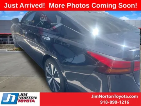 More photos of 2022 Nissan Altima 2.5 SL at Jim Norton Toyota, OK