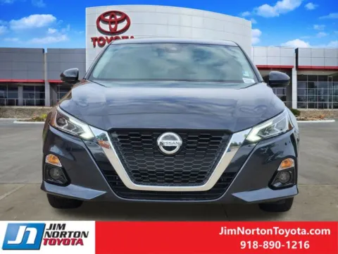 Photos of 2022 Nissan Altima 2.5 SL for sale in Tulsa, OK at Jim Norton Toyota